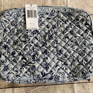 NWT Vera Bradley Deluxe Travel Organizer